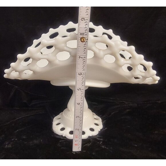 Vintage Westmoreland Milk Glass Doric Open Lace Pedestal Fruit Bowl - Picture 8 of 15